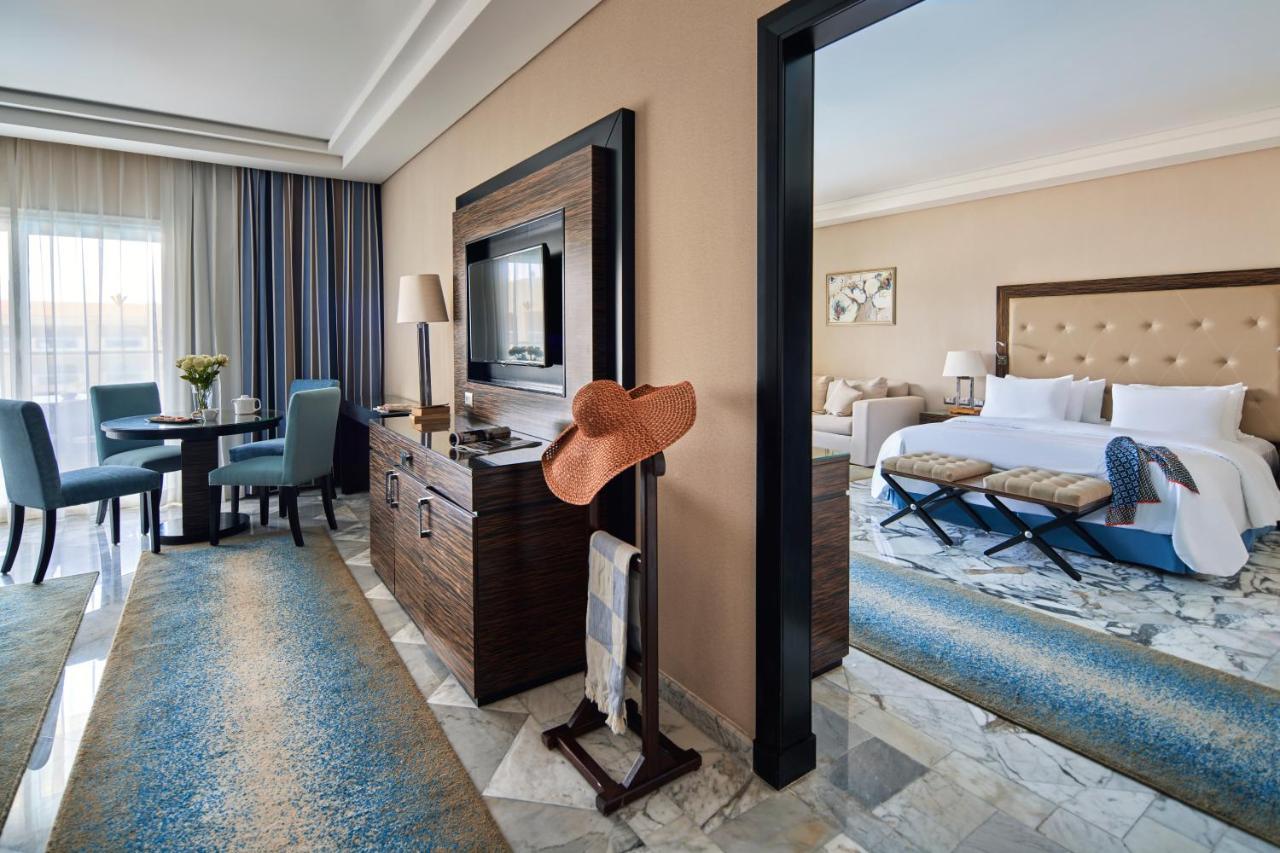 Rixos Alamein - Full Board Plus El Alamein Exteriör bild A guest room at the hotel