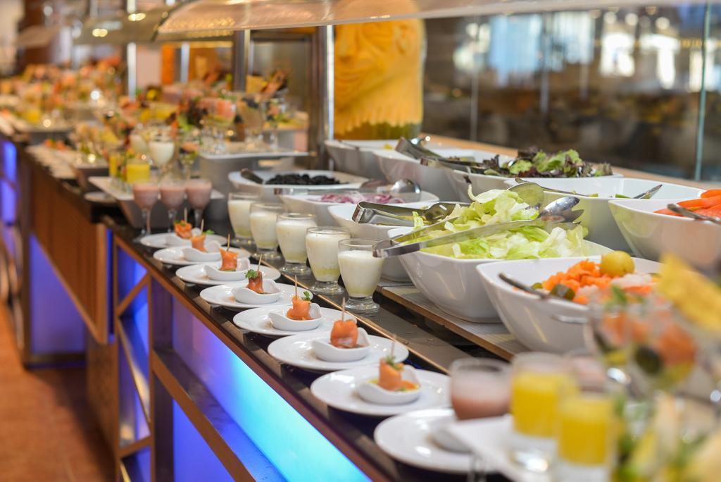 Rixos Alamein - Full Board Plus El Alamein Exteriör bild A salad bar