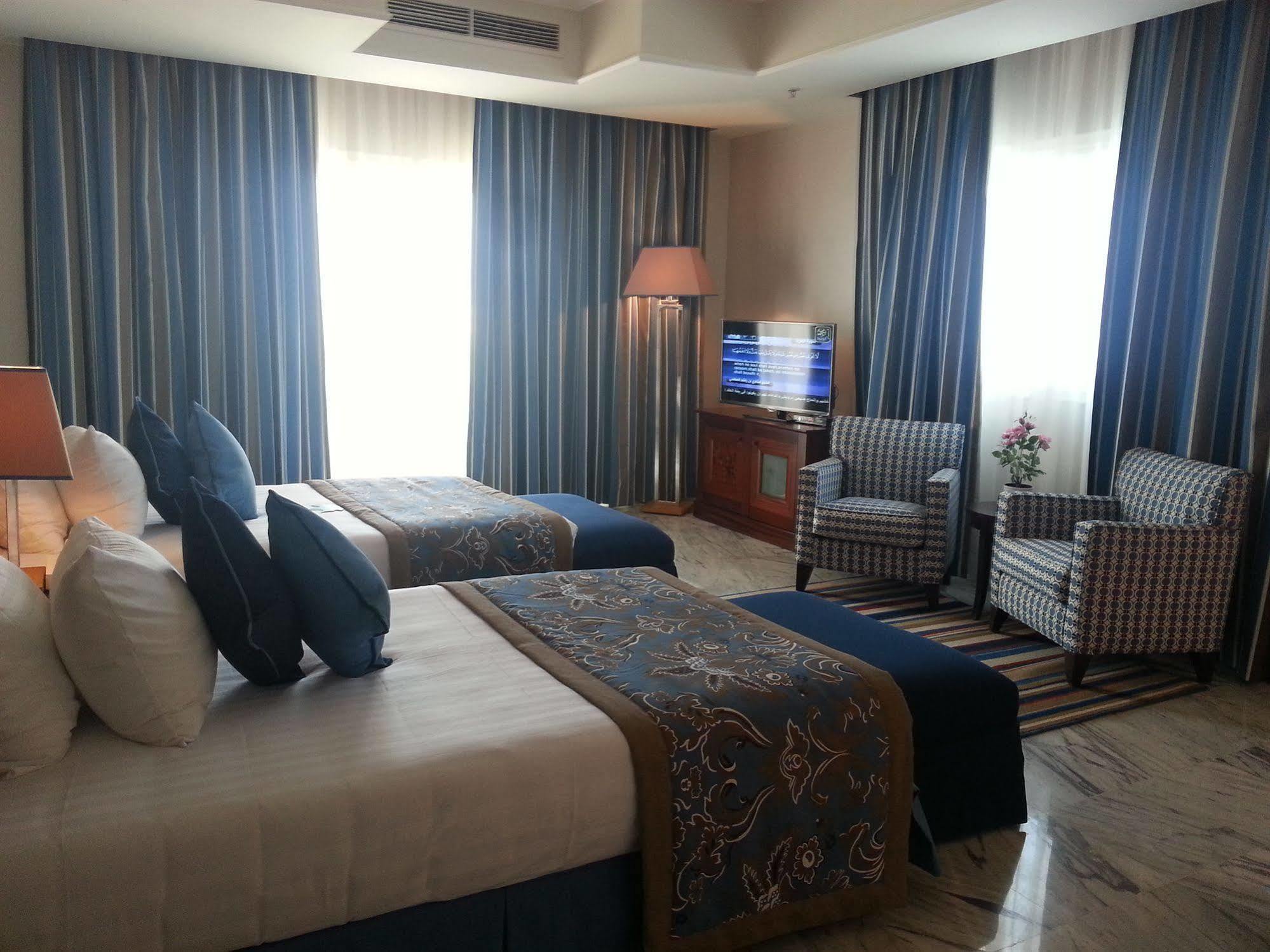 Rixos Alamein - Full Board Plus El Alamein Exteriör bild A room at the hotel