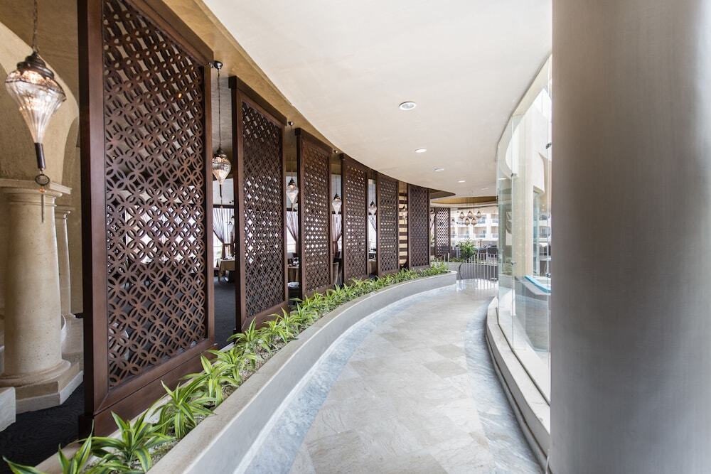 Rixos Alamein - Full Board Plus El Alamein Exteriör bild Interior of the hotel